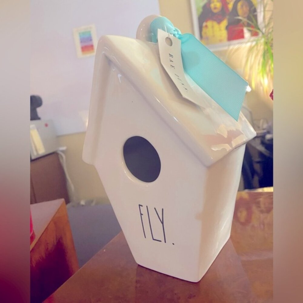 RARE VINTAGE RAE DUNN  “FLY” Birdhouse 🥚🪺
